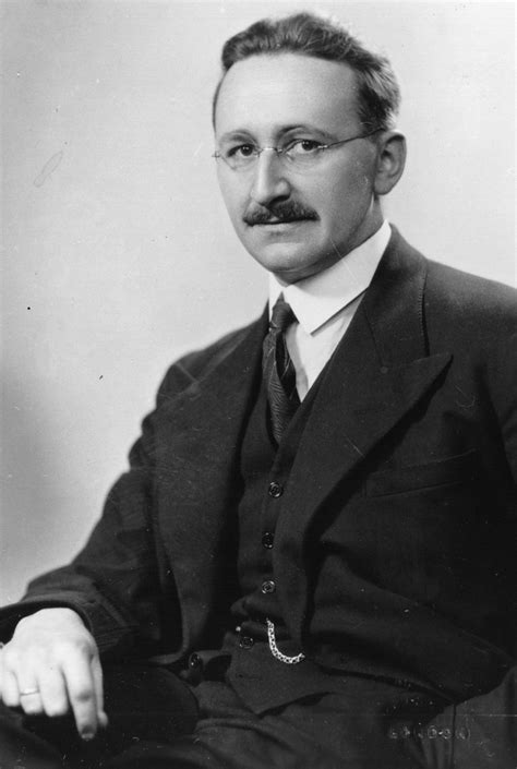 Friedrich Hayek .